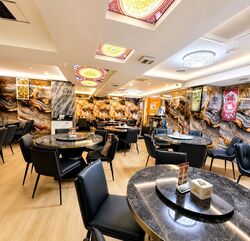 Bugis Point (D7), Warehouse #586931271